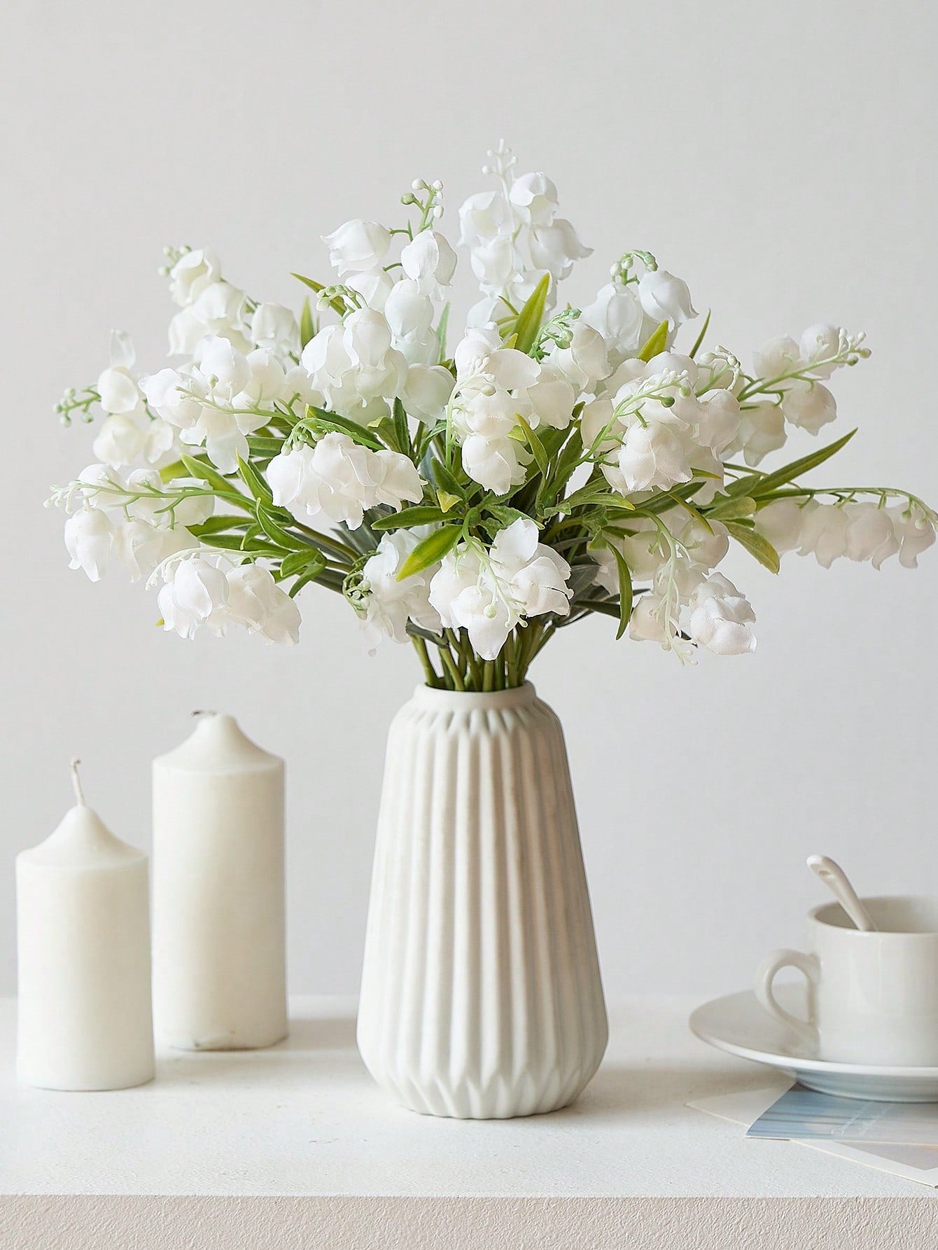 6/12cs Artificial Lily Of The Valley Faux White Bell Flowers Wind Chime Orchid Silk Flowers Wedding Bouquet, May Flower Table Centerpieces For Home Garden Wedding Party Decor