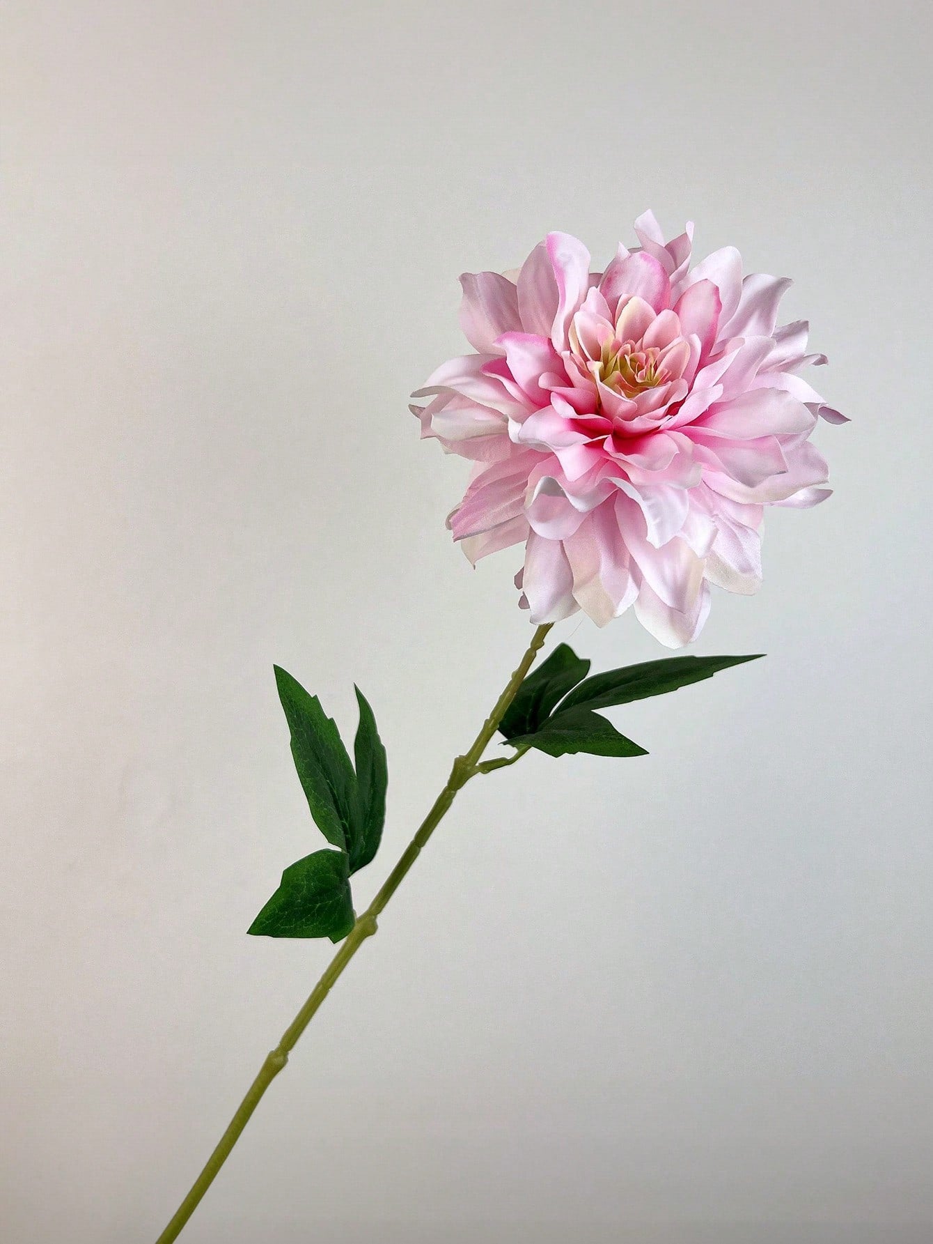 6pcs Artificial Dahlia Flowers – Perfect for Weddings, Home, and Party Decorations
